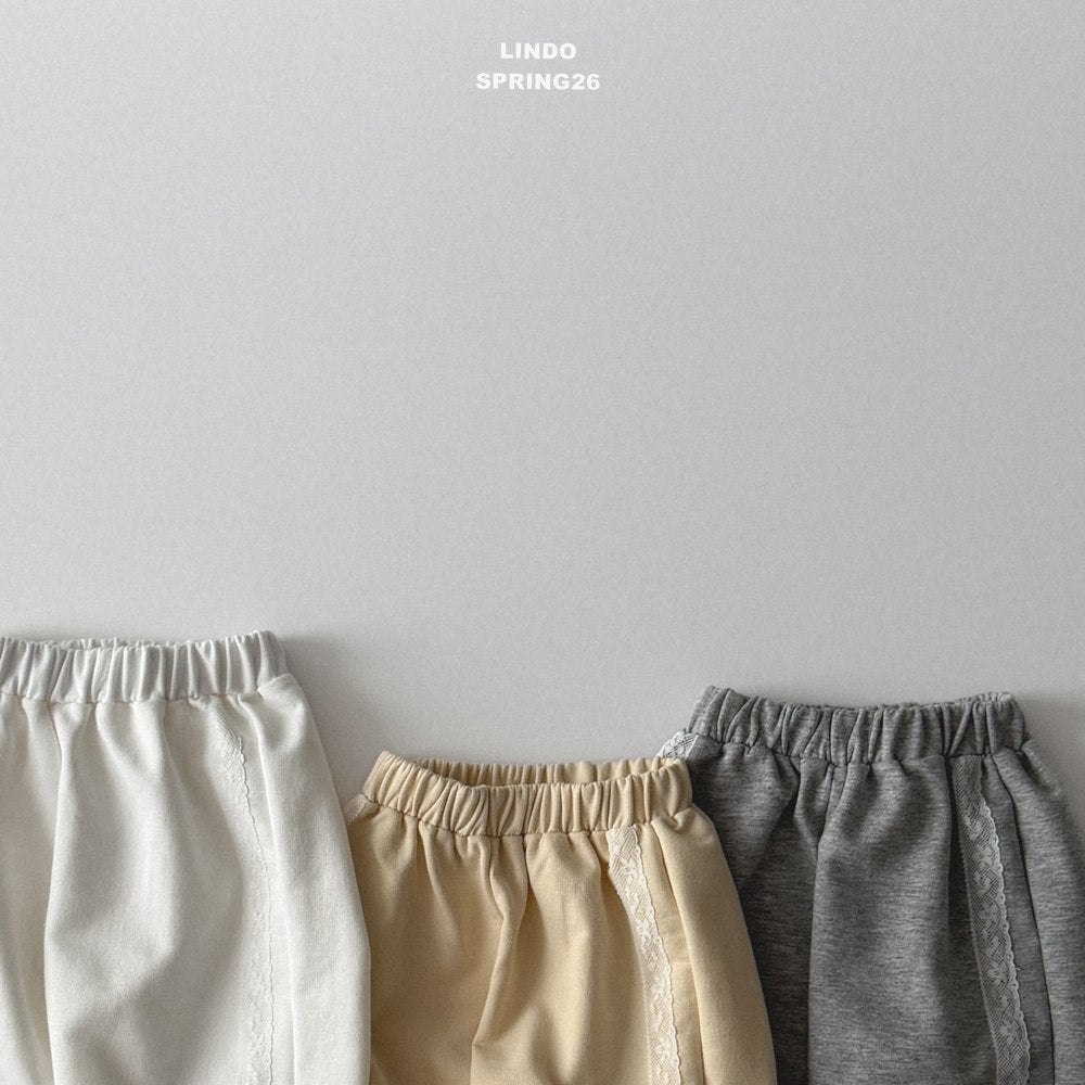 ［LINDO］Lace jogger pants