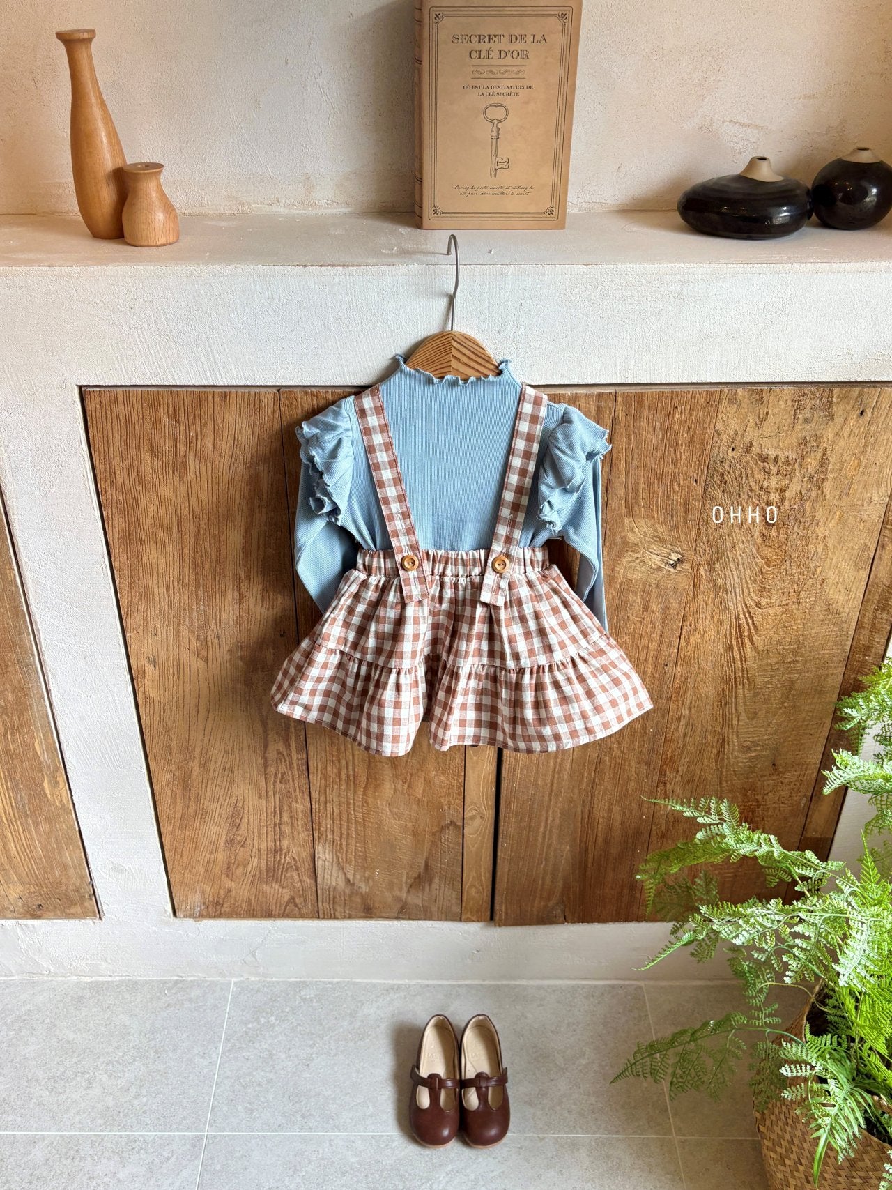 ［ohho］Gingham check suspender skirt