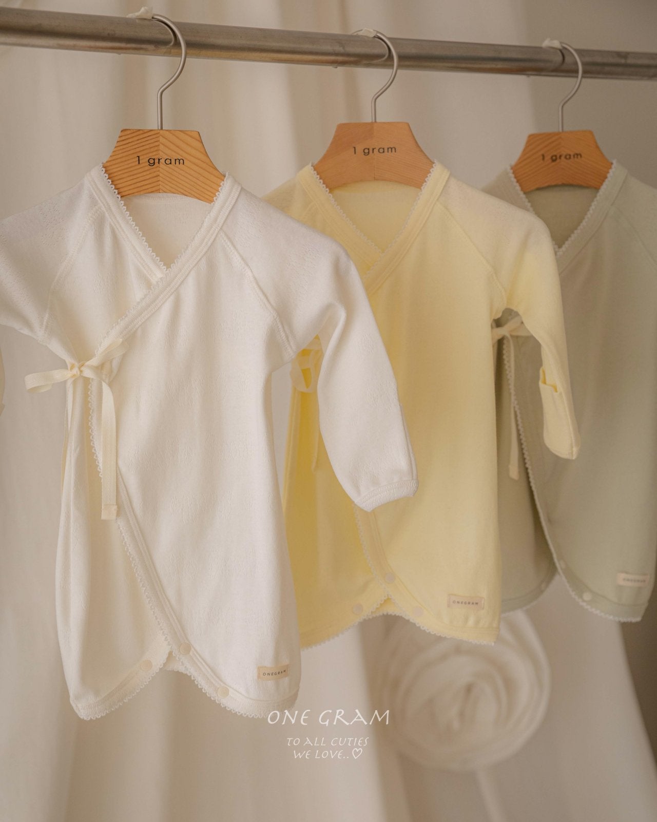 ［1GRAM］Smile newborn suit
