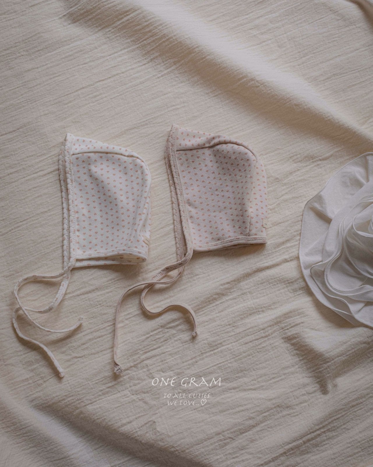 ［1GRAM］Sophia heart bonnet