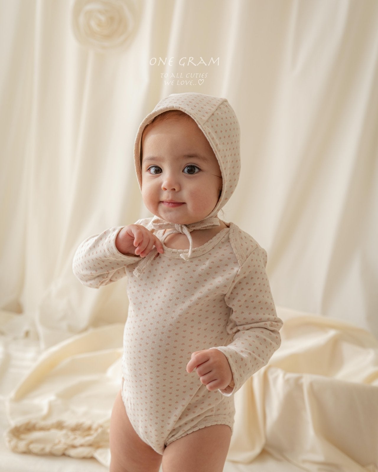 ［1GRAM］Sophia heart rompers