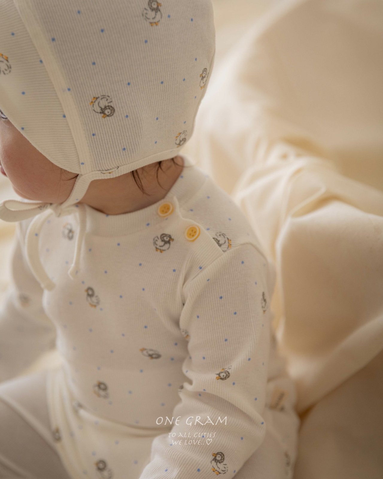 ［1GRAM］Bonbon rompers