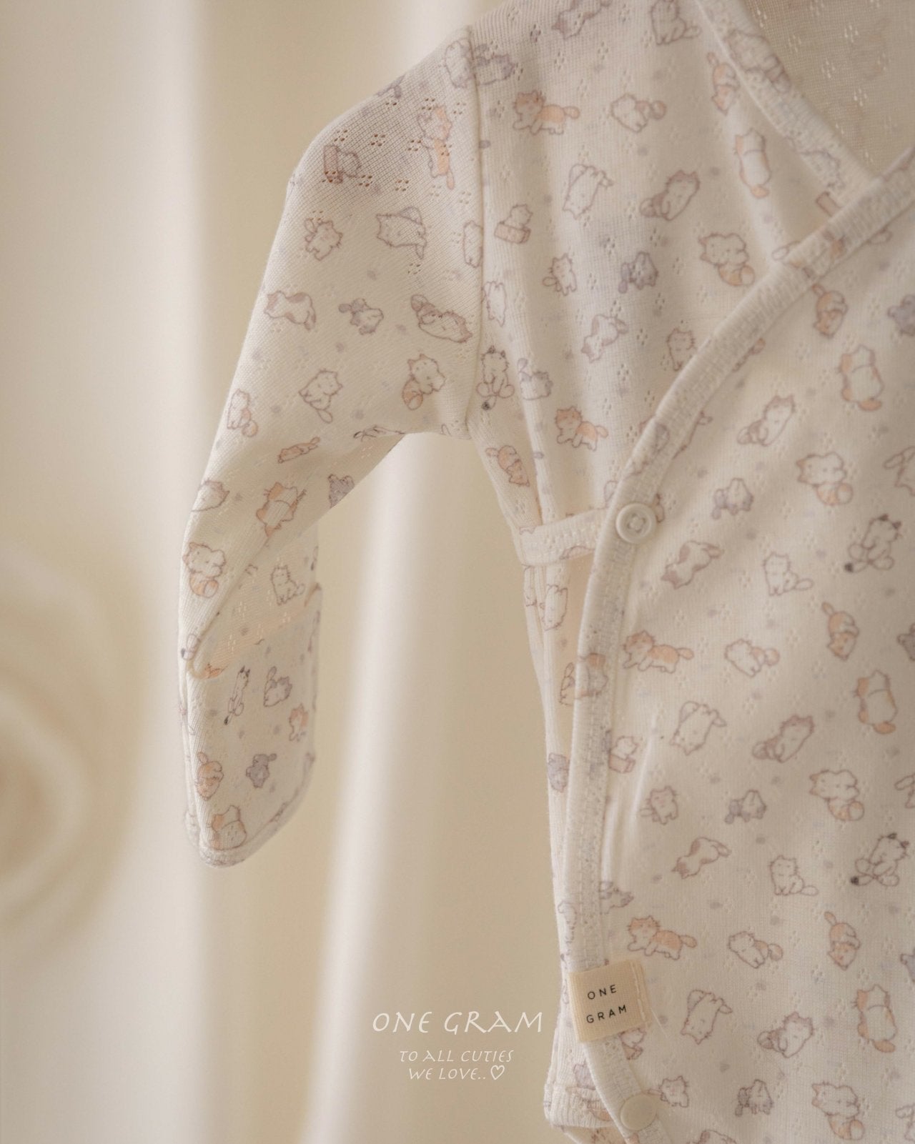 ［1GRAM］Tiny benet rompers