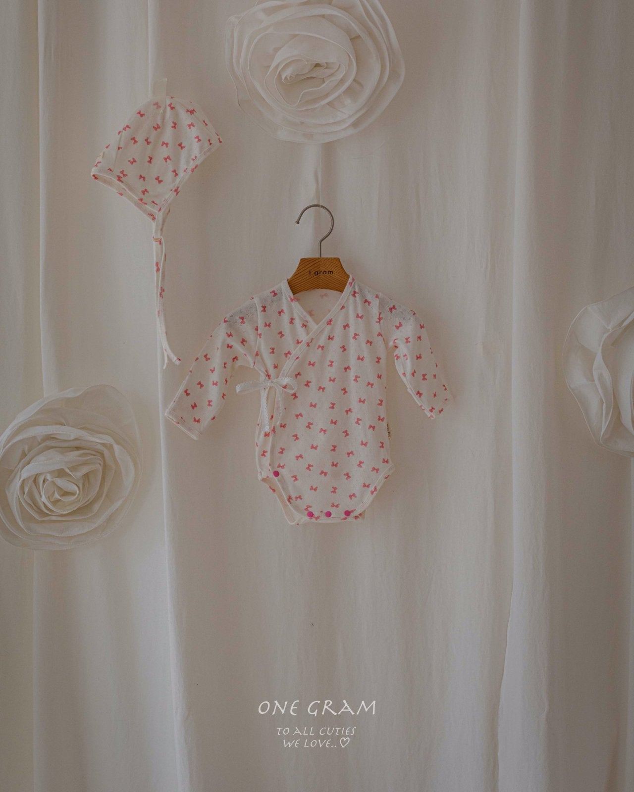 ［1GRAM］Tiny benet rompers