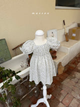 ［marron］Flone smock one-piece