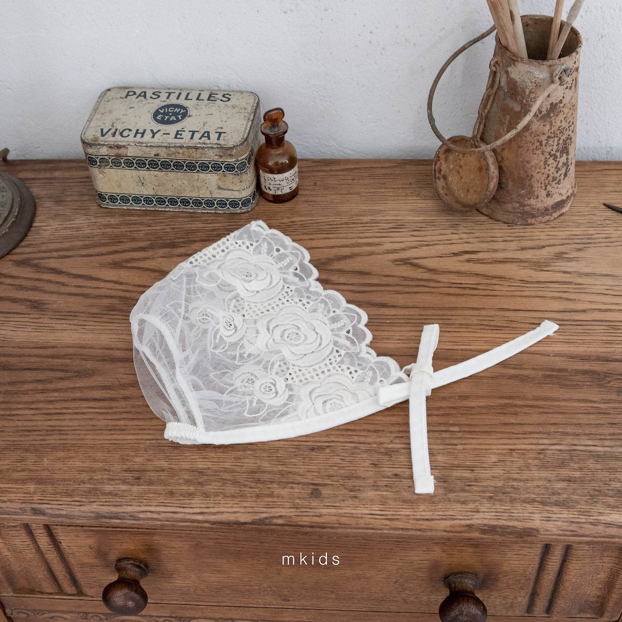 ［mkids］Rosette lace bonnet