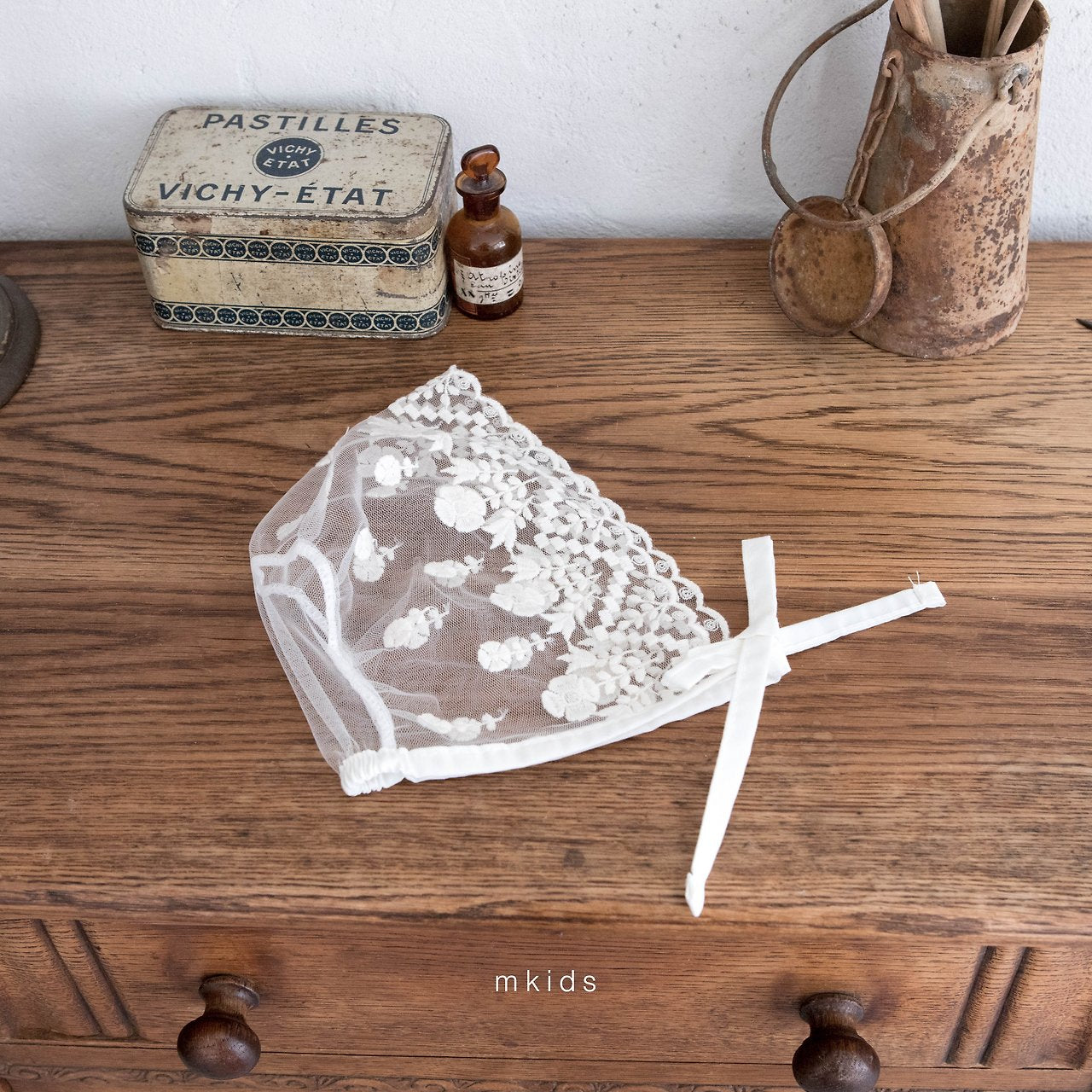 ［mkids］Rosette lace bonnet