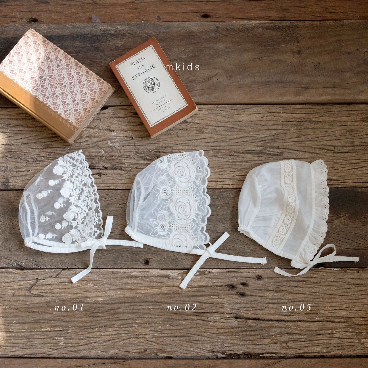 ［mkids］Rosette lace bonnet