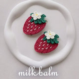 ［milk balm］Strawberry hair pin