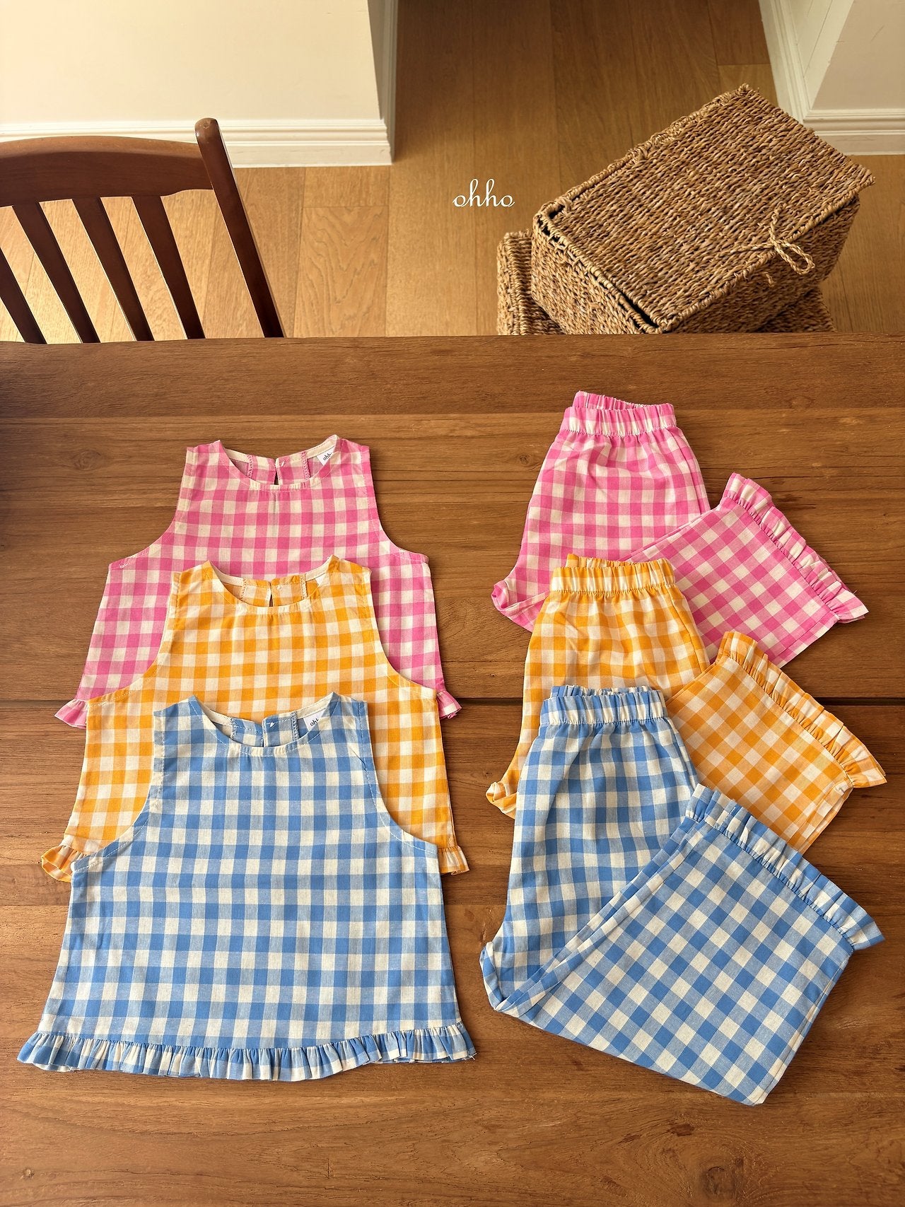 ［ohho］Gingham frill sleeveless blouse