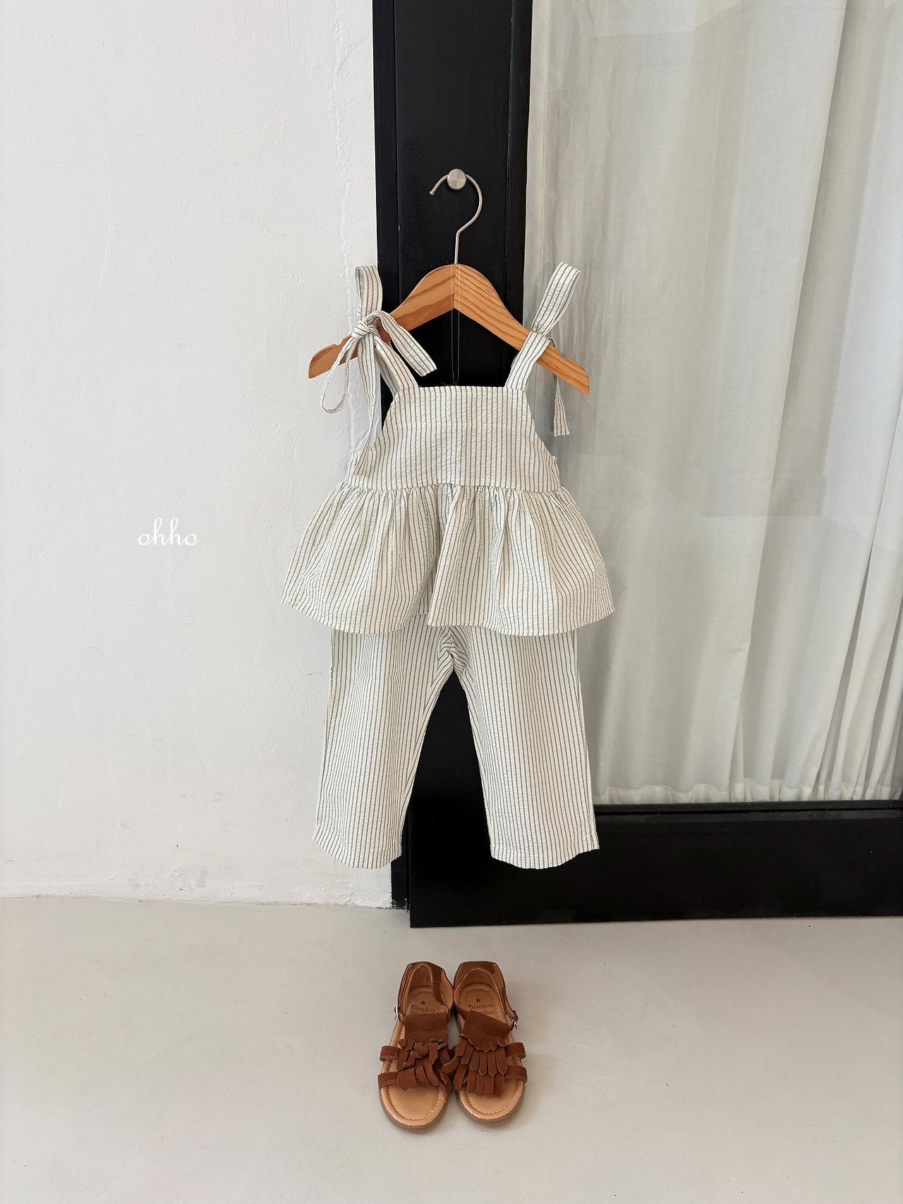 ［ohho］Pepper stripe camisole blouse