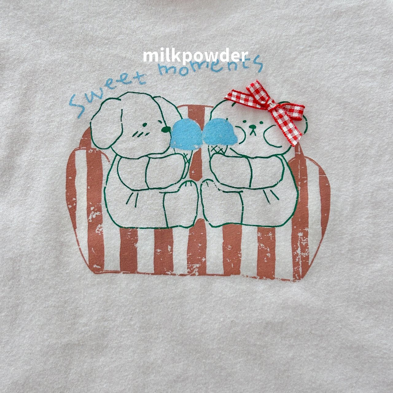 ［milk powder］Sofa tee