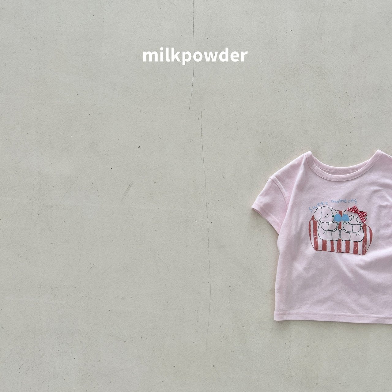 ［milk powder］Sofa tee