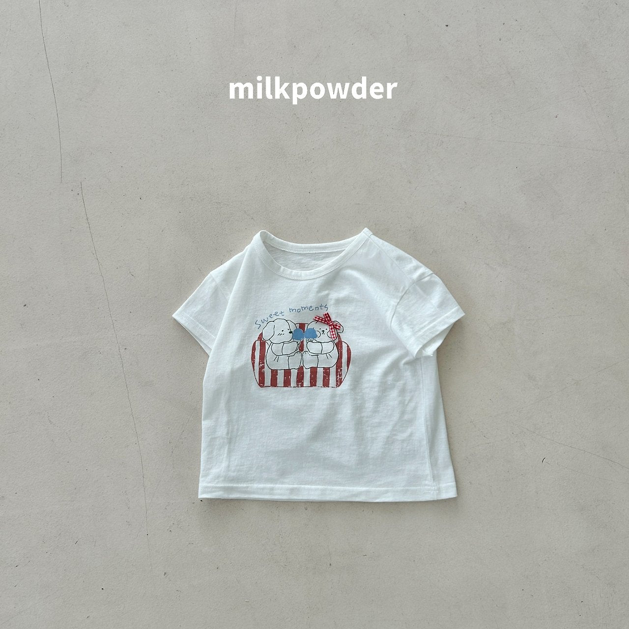 ［milk powder］Sofa tee