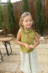 ［azalea］Eyelet frill knit tops (kids)