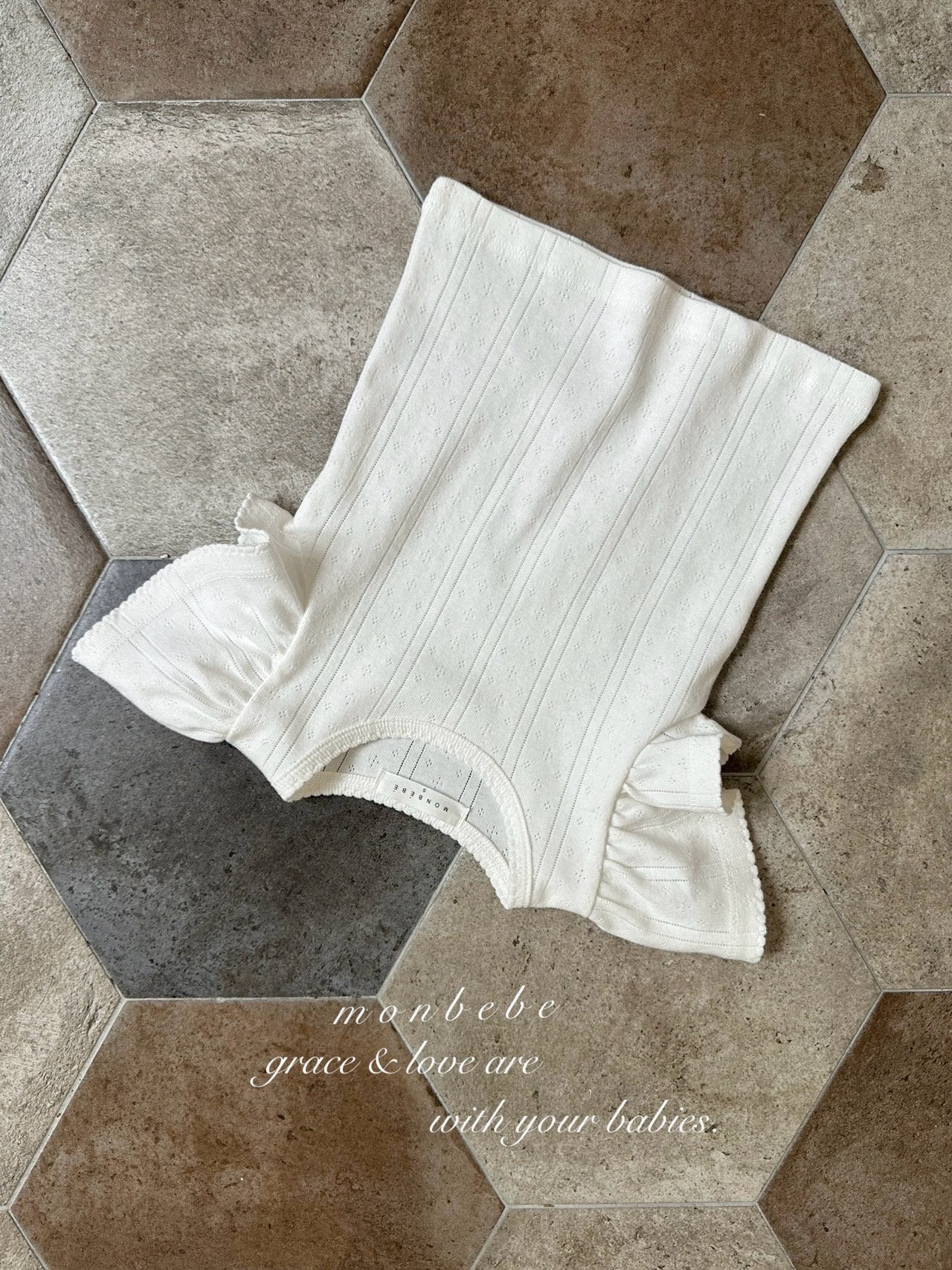 ［monbebe］Tulip eyelet tee