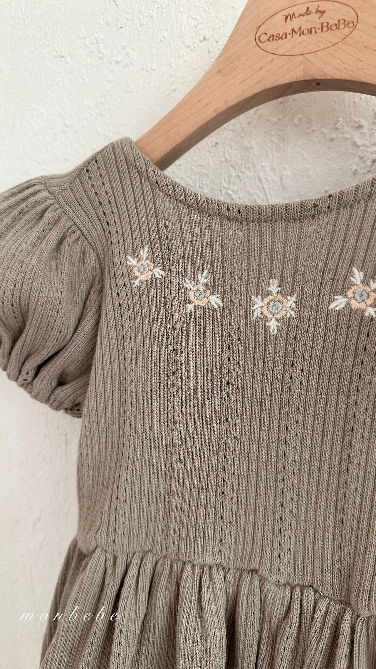 ［monbebe］Lea embroidery rompers