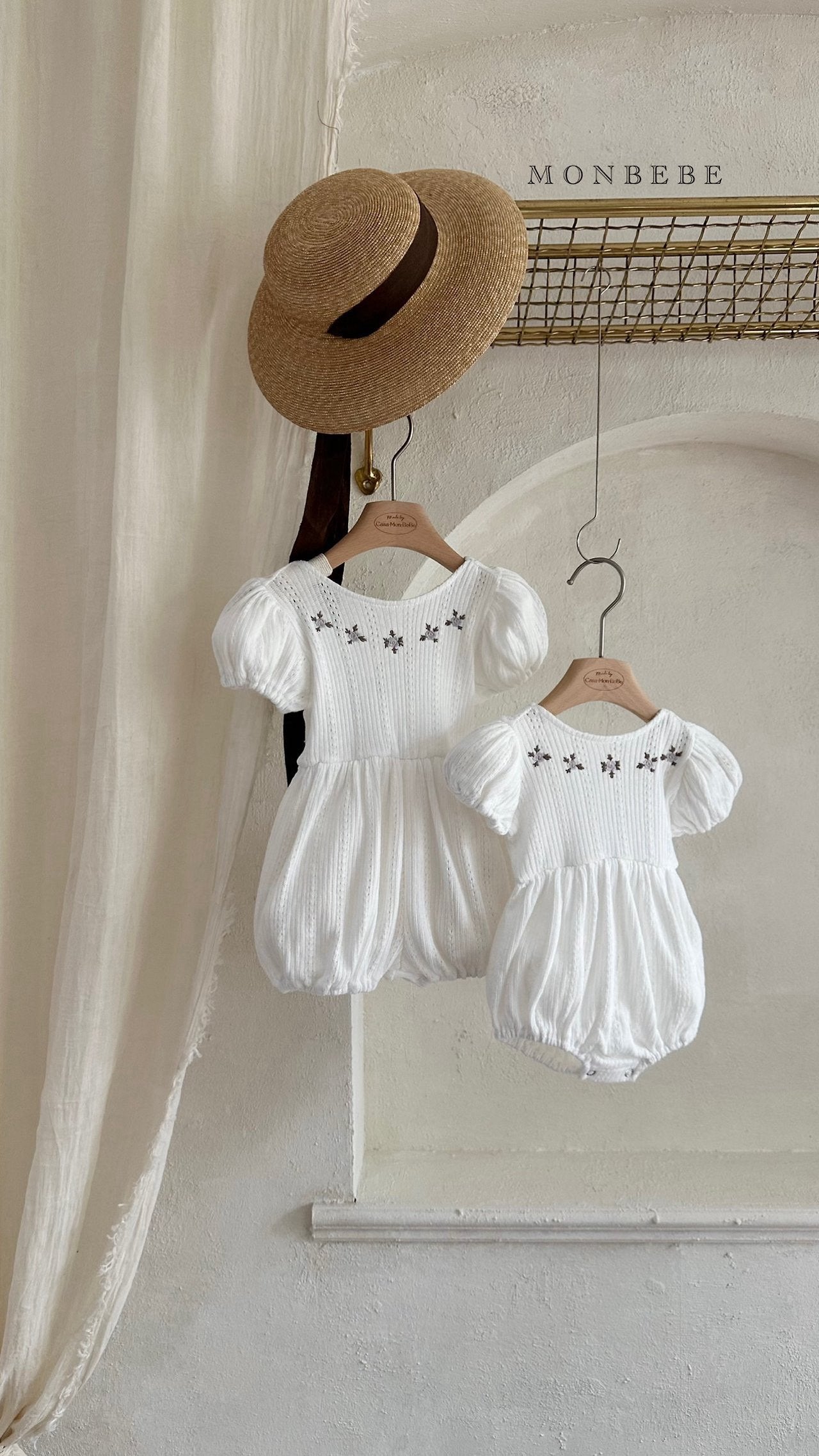 ［monbebe］Lea embroidery rompers