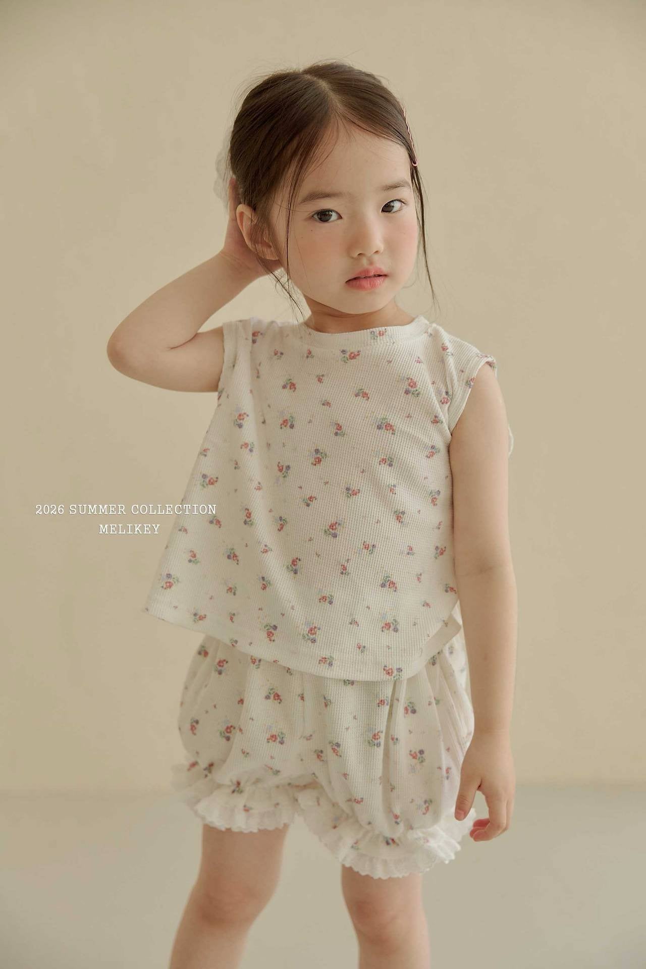 ［Melikey］Flower frill sleeveless tops