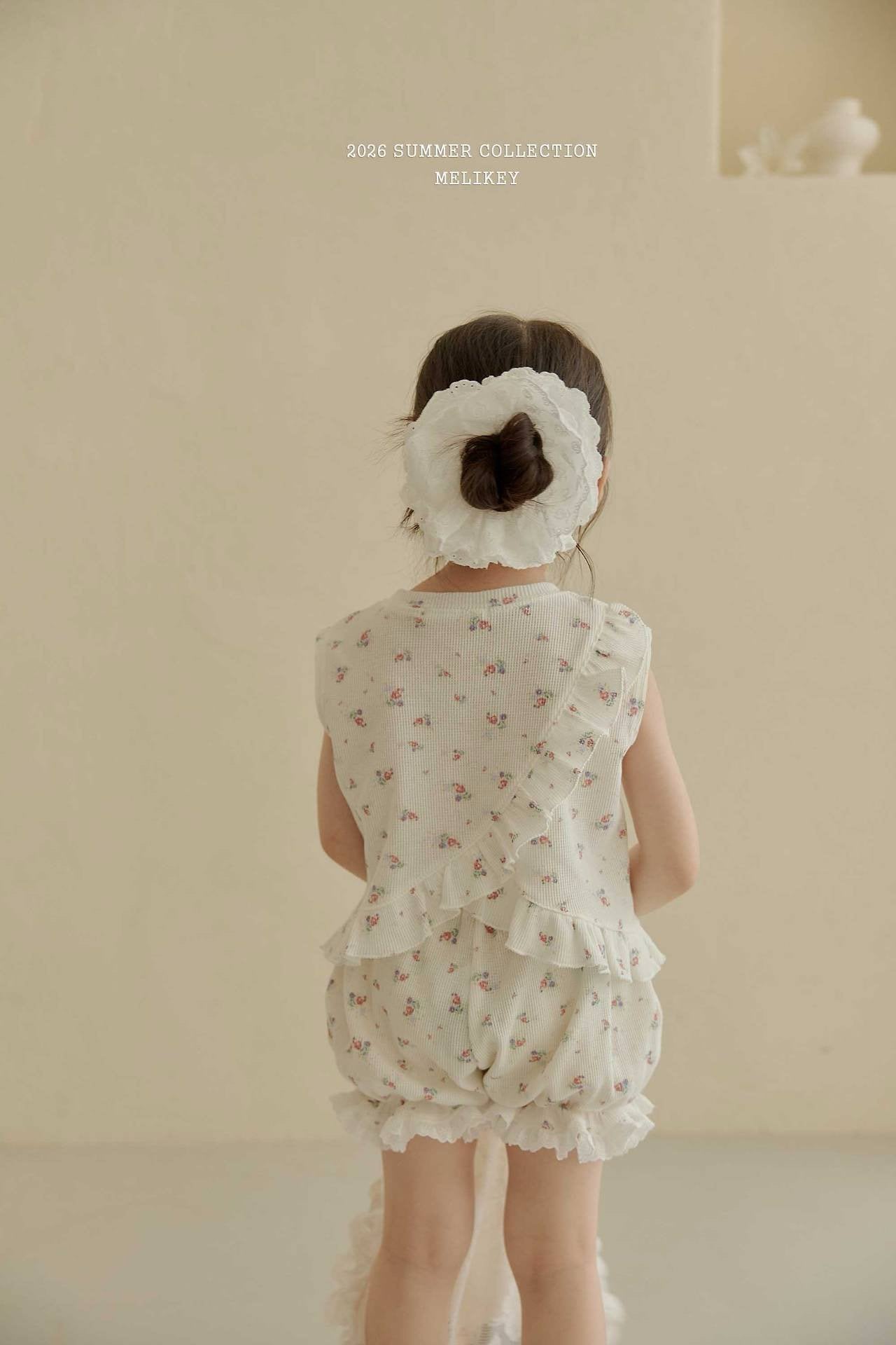 ［Melikey］Flower frill sleeveless tops