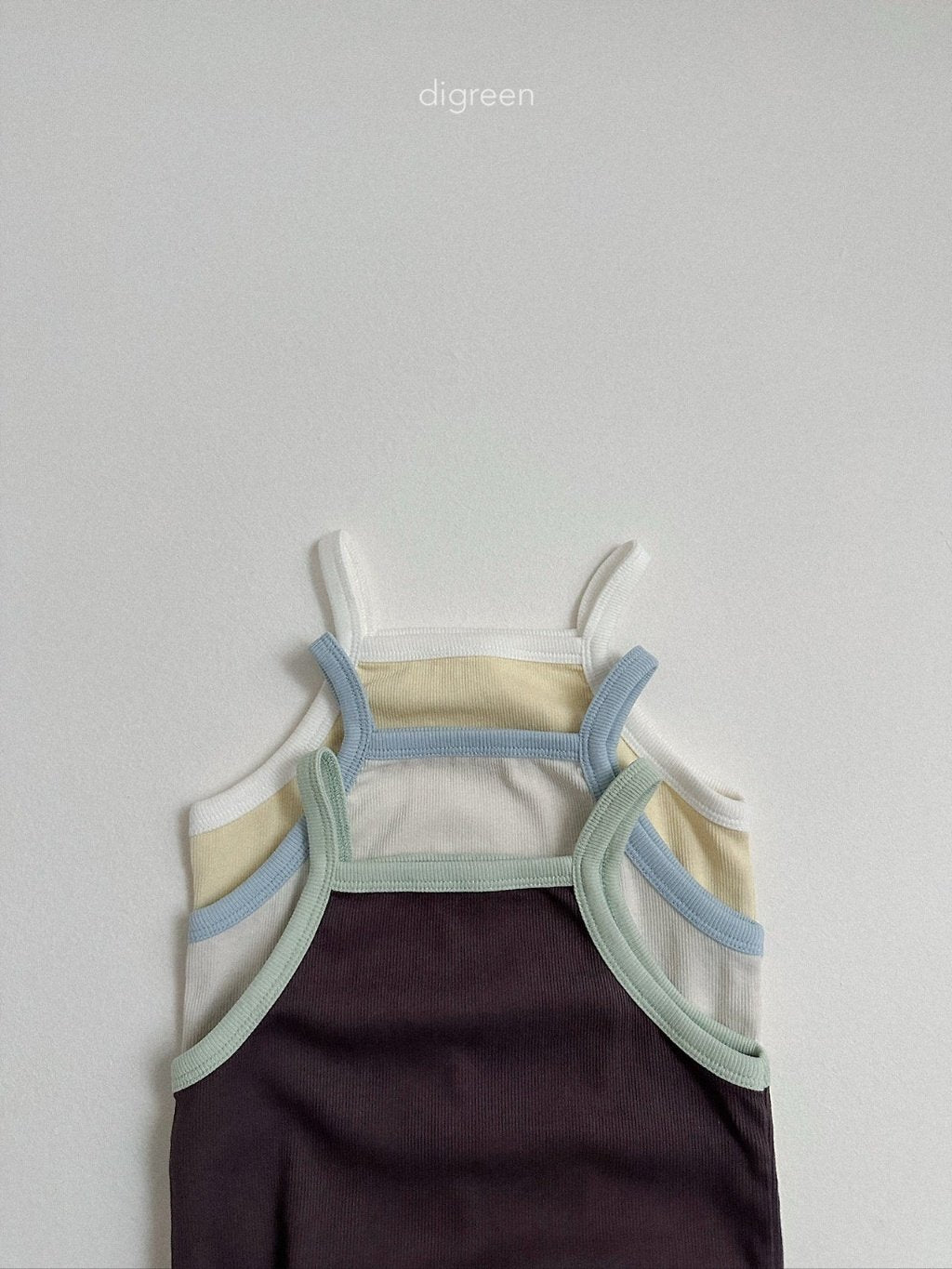 ［digreen］Noir sleeveless