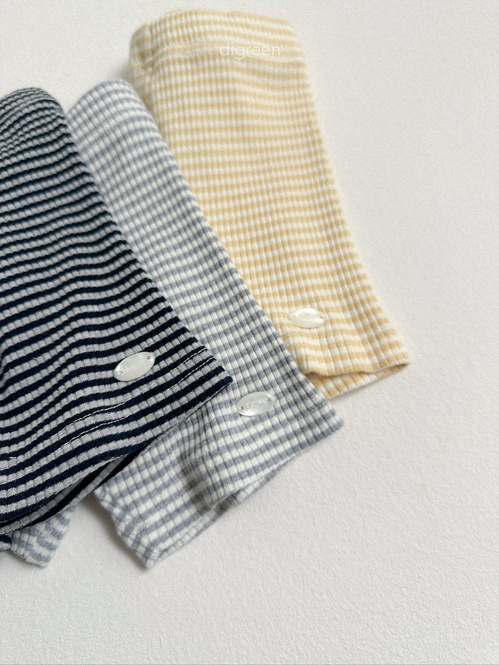 ［digreen］Butter stripe short pants