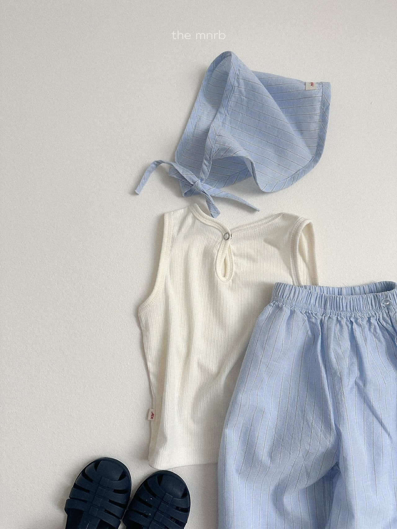 ［minirobe］Snap button sleeveless tee