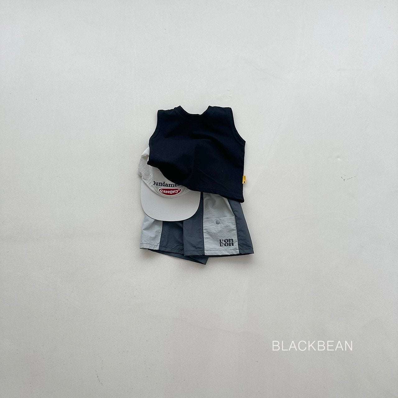 ［BLACK BEAN］Rare sleeveless tops (kids)