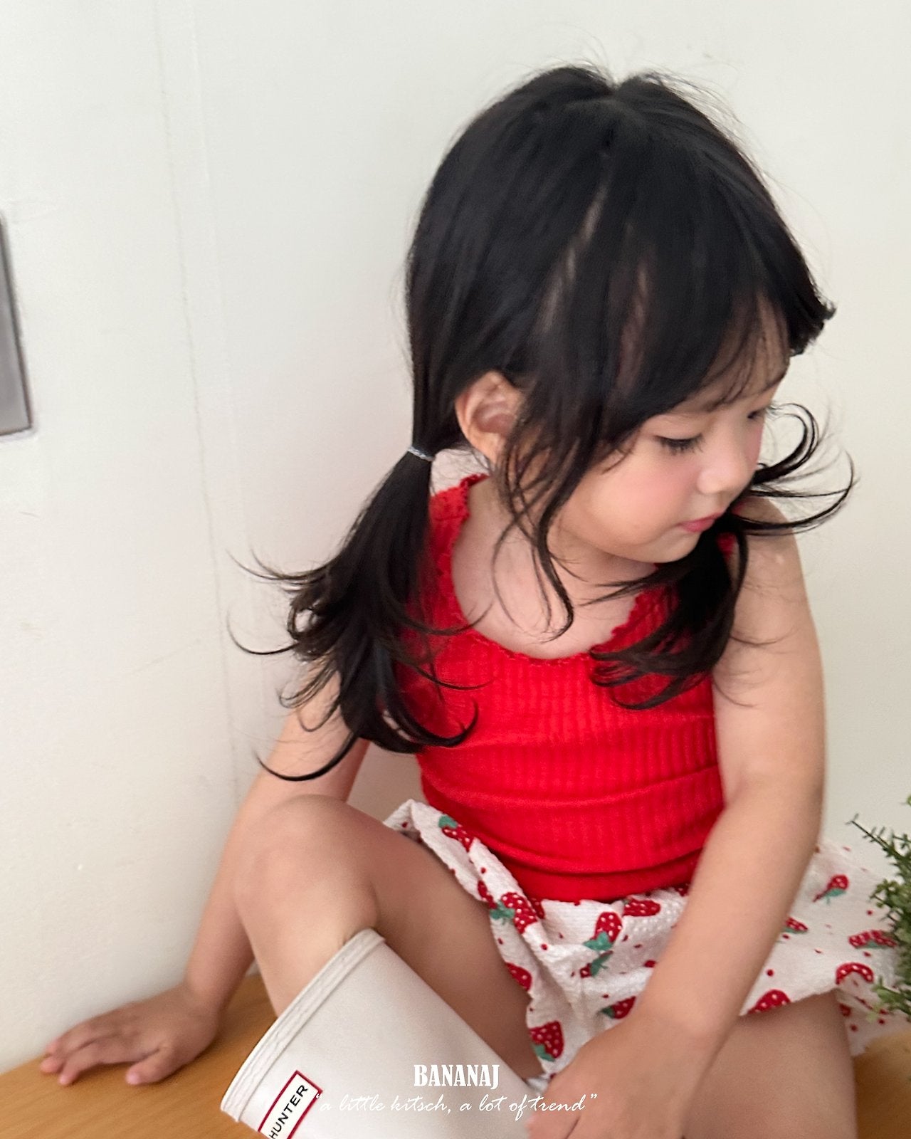 ［BANANAJ］Lia candy sleeveless tops