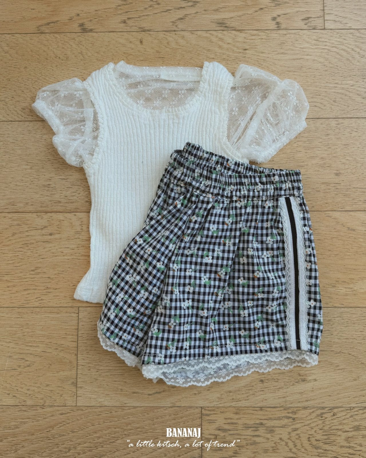 ［BANANAJ］Lia candy sleeveless tops