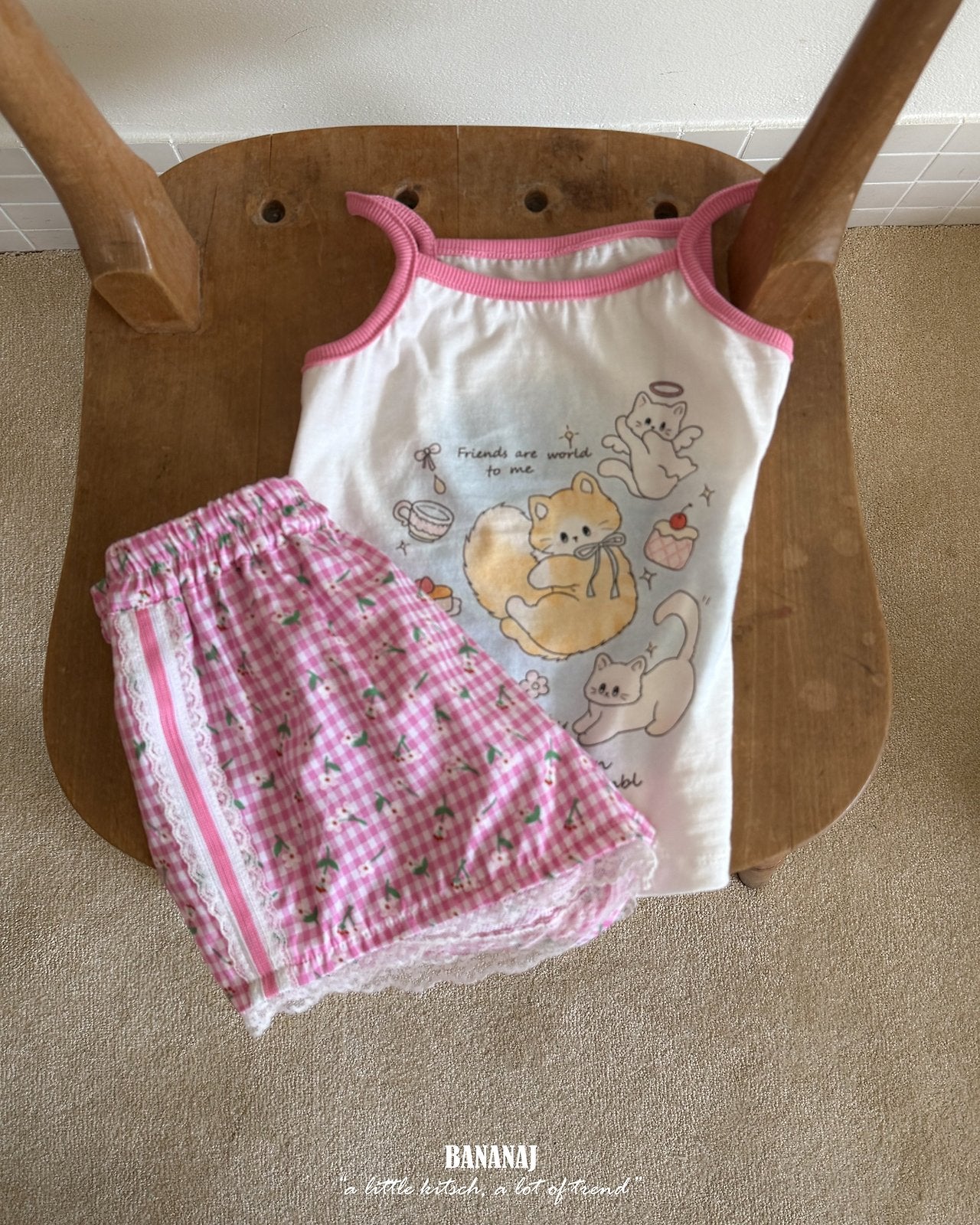 ［BANANAJ］Dina kitten camisole