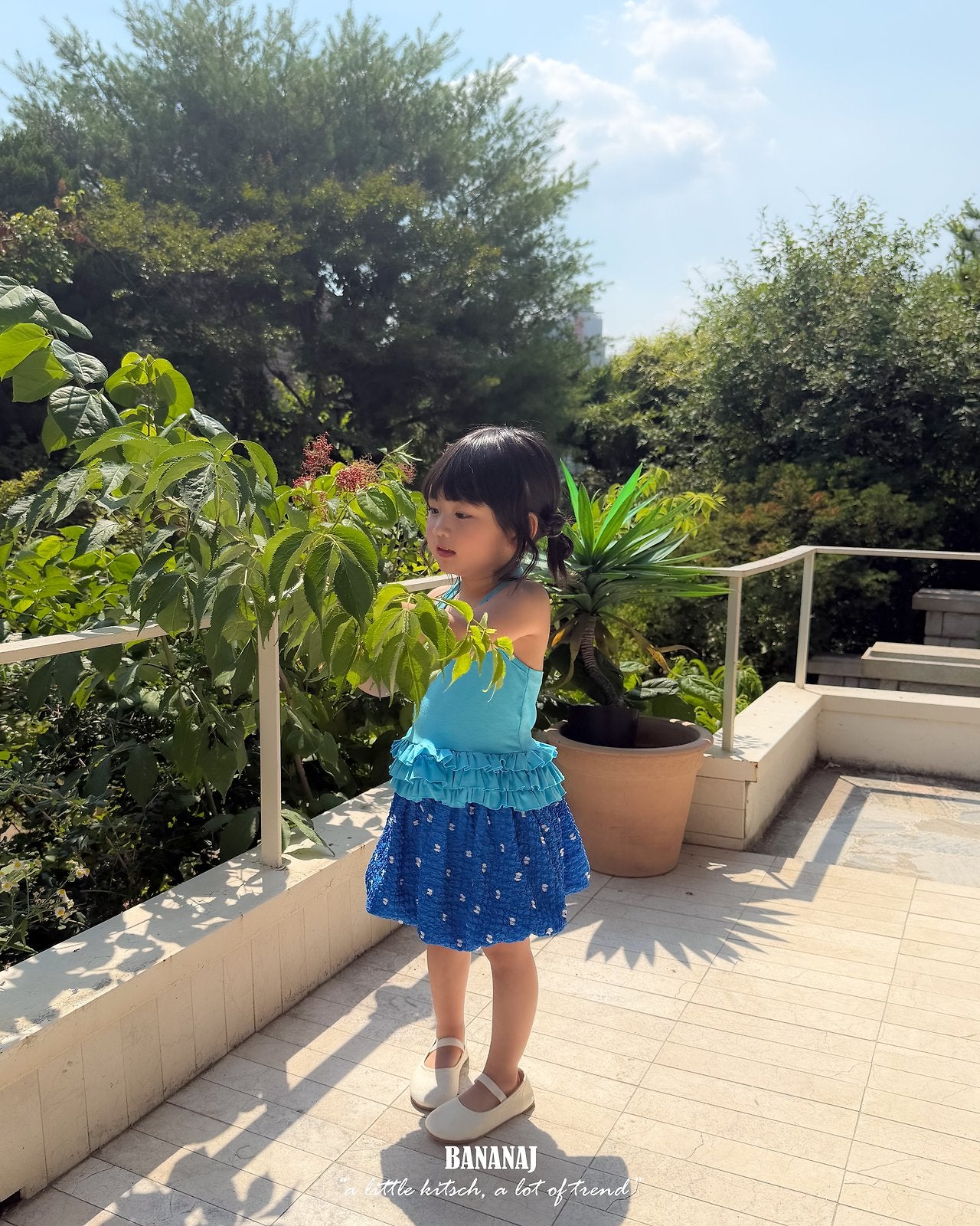 ［BANANAJ］Tina cancan halter tee