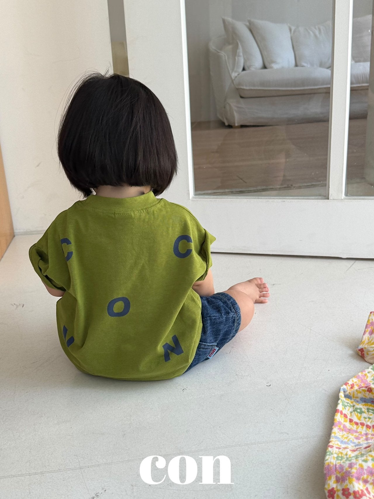 ［con］Con boxy tee