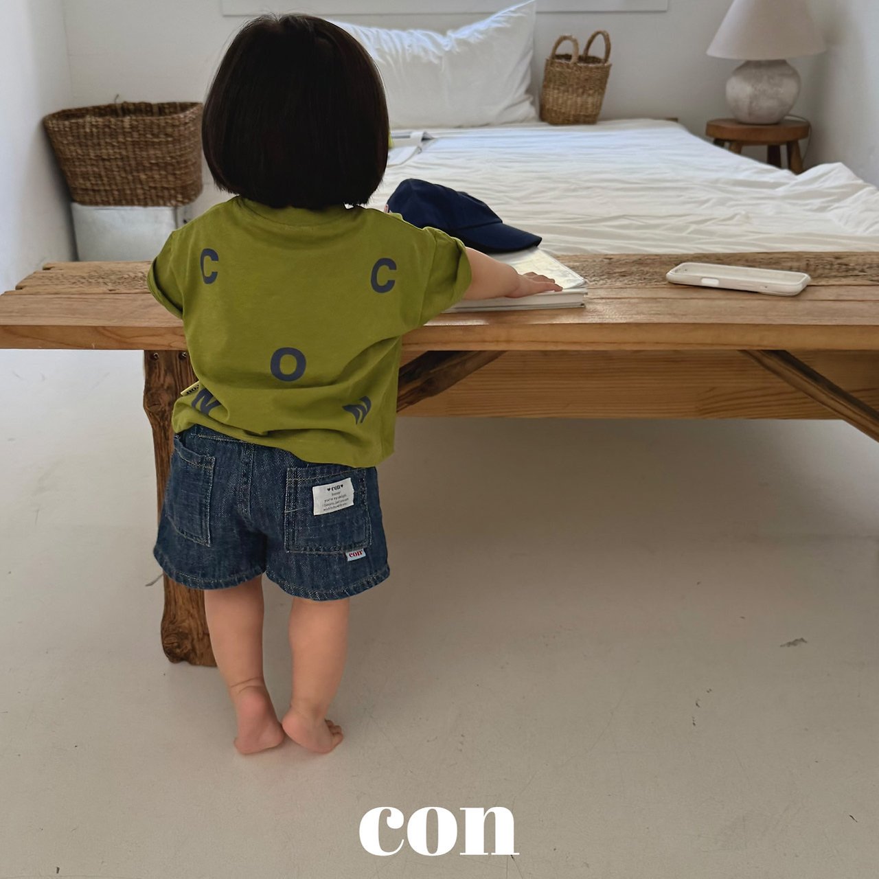 ［con］Con boxy tee