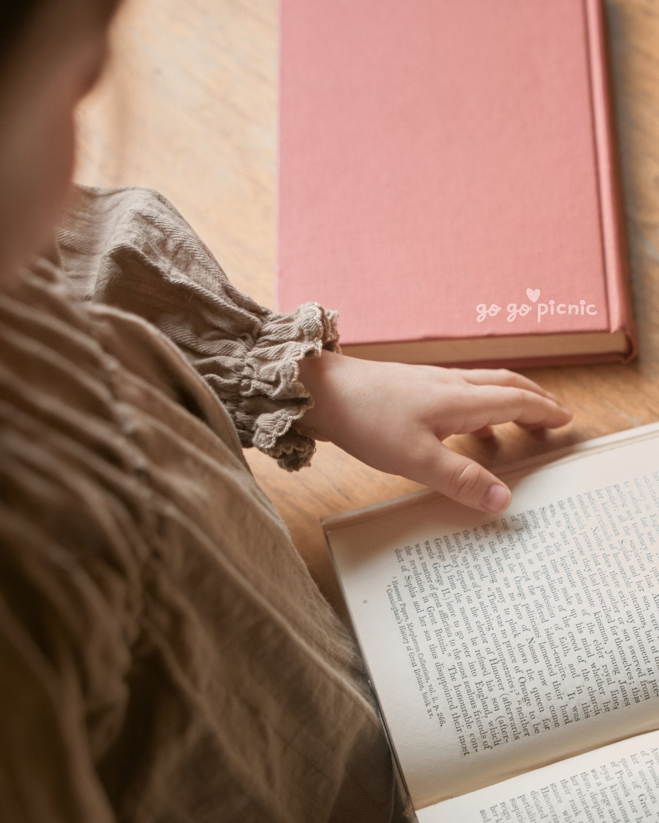 ［gogo picnic］Lena frill tuck blouse