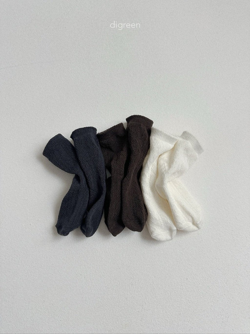 ［digreen］Eyelet sock