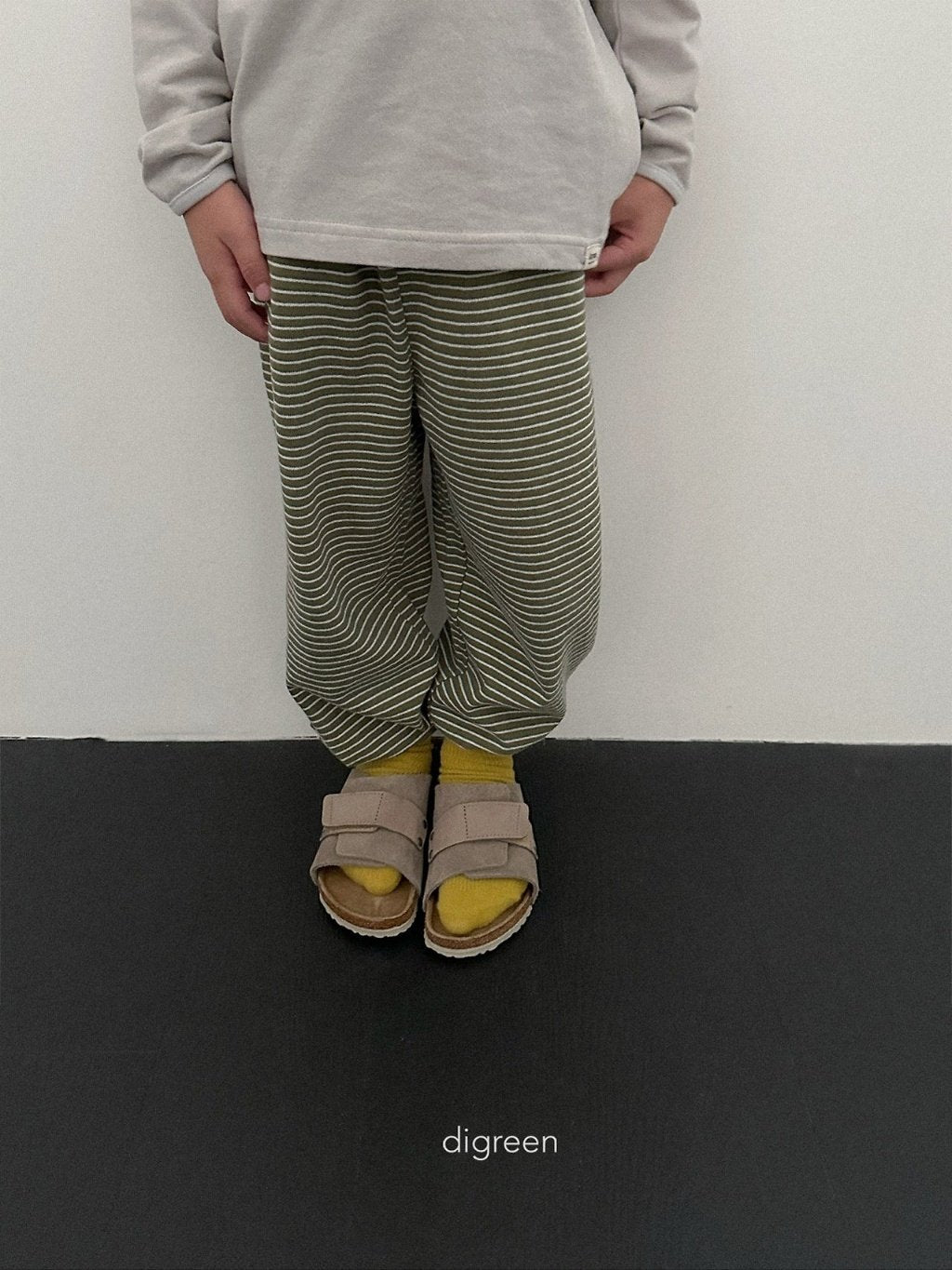 ［digreen］J stripe jogger pants