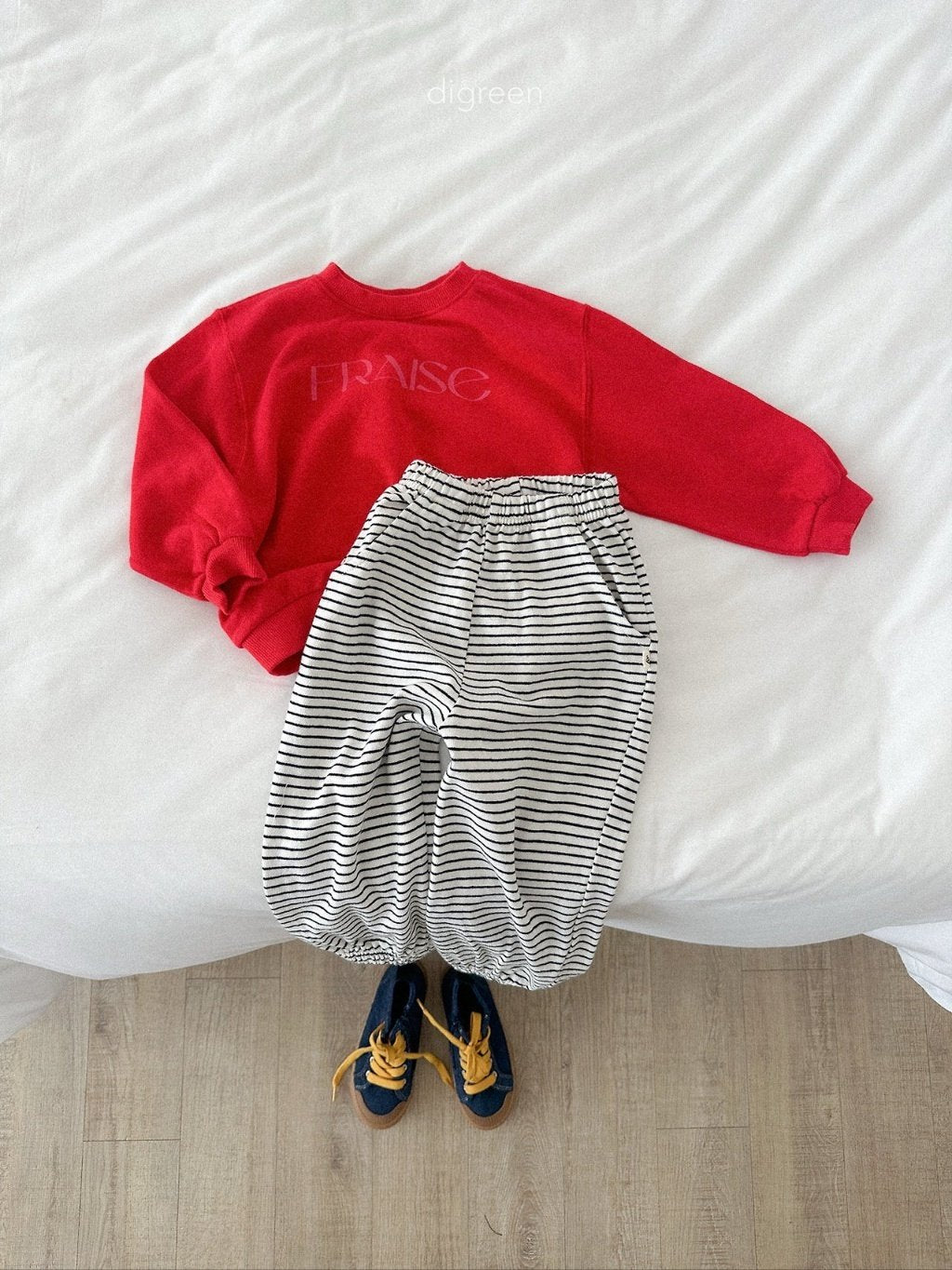 ［digreen］J stripe jogger pants