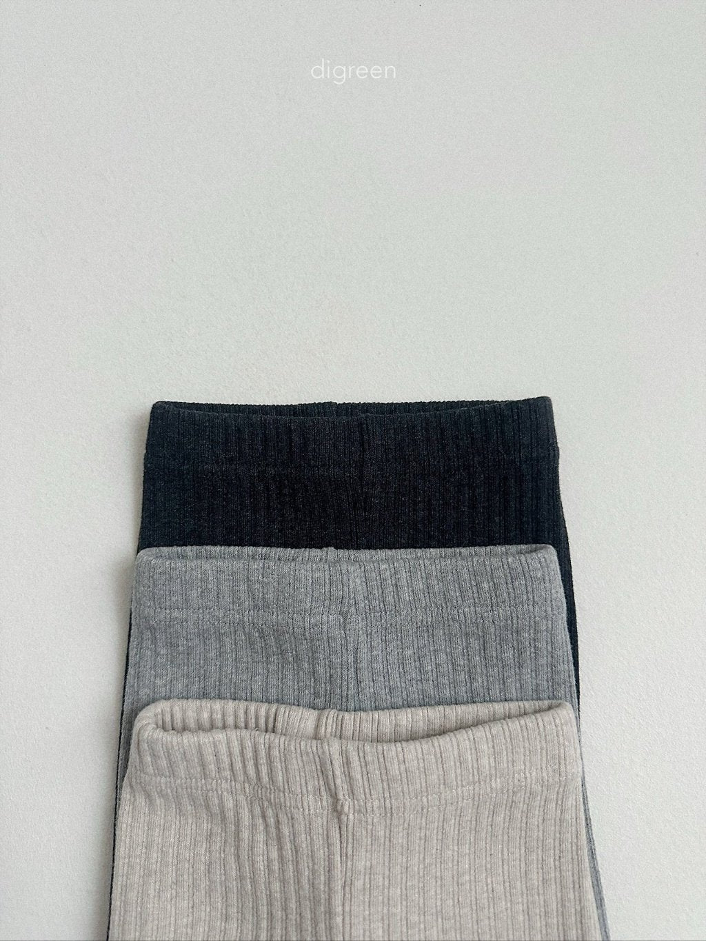 ［digreen］Rib capri leggings
