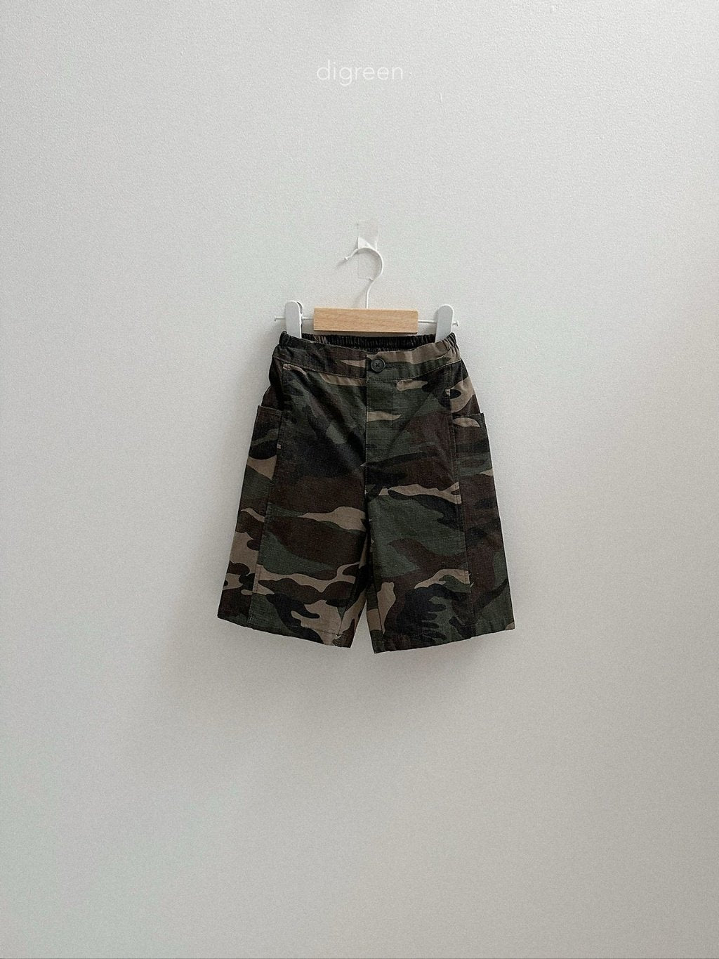 ［digreen］Camo bermuda pants