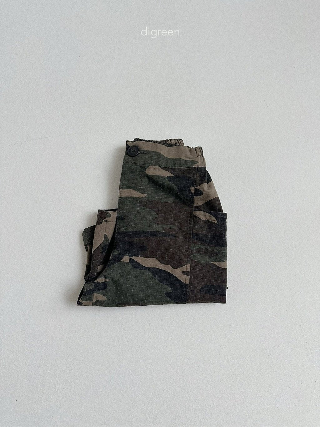 ［digreen］Camo bermuda pants