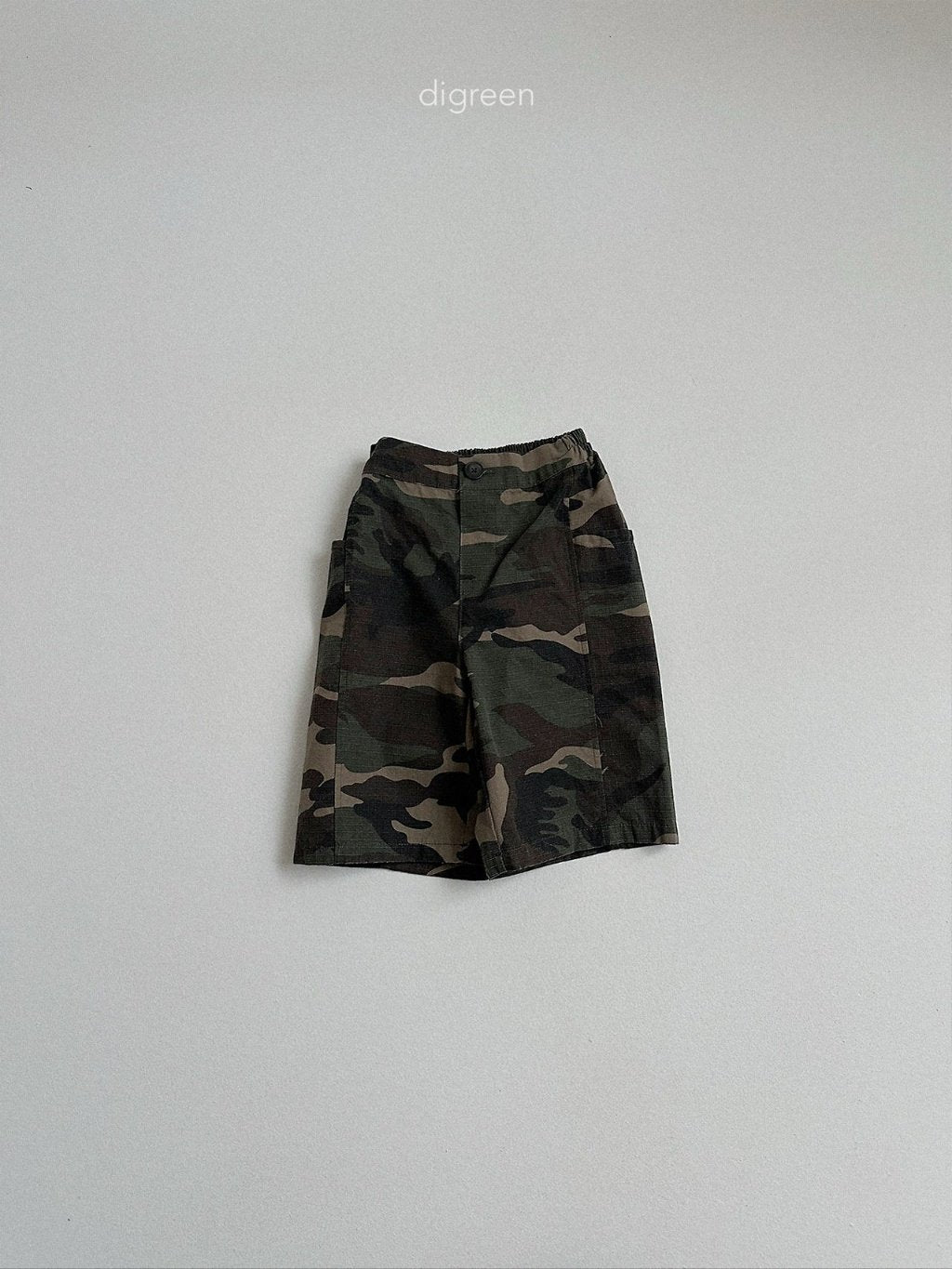 ［digreen］Camo bermuda pants