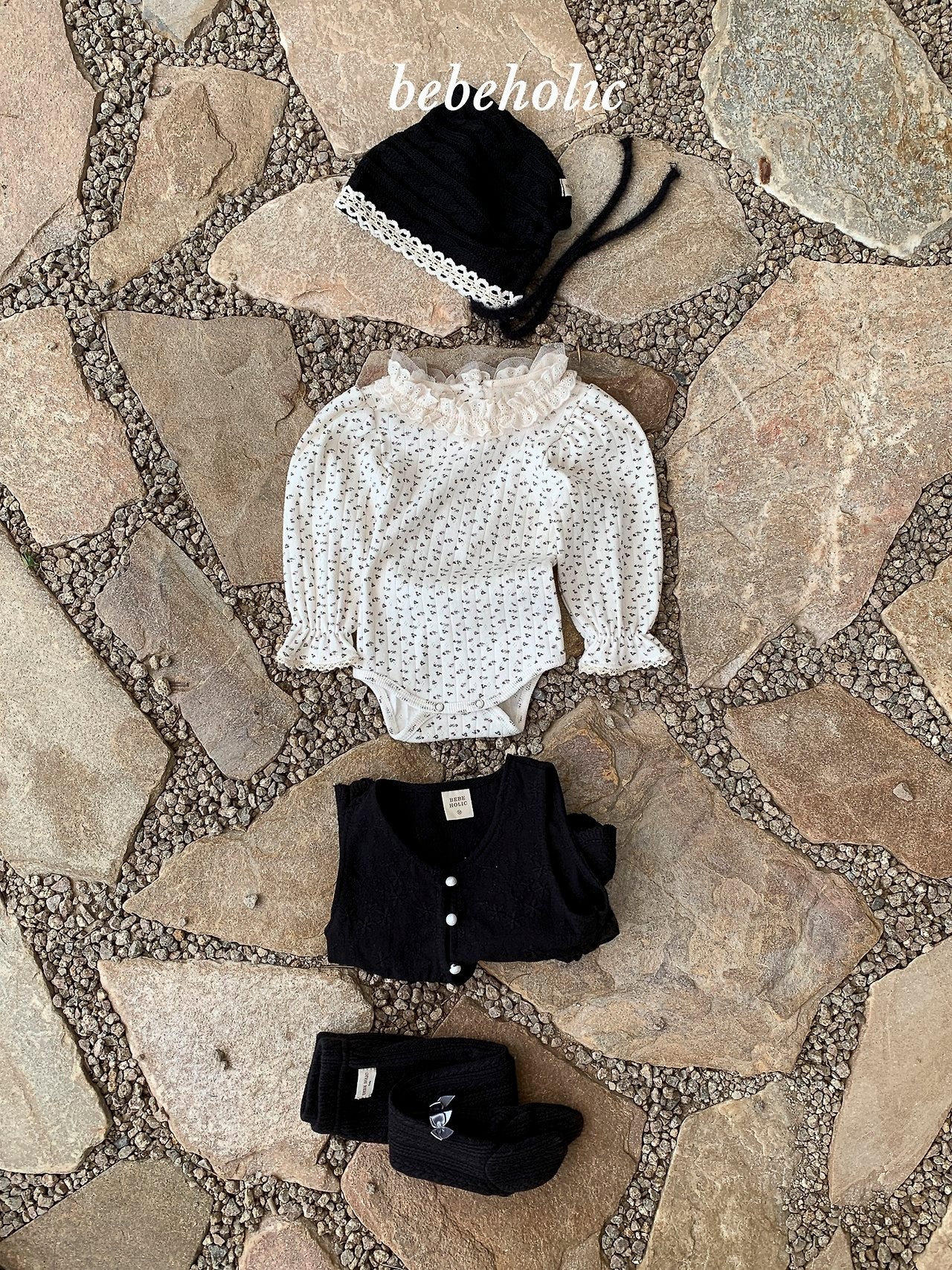 ［bebe holic］Lena flower lace rompers