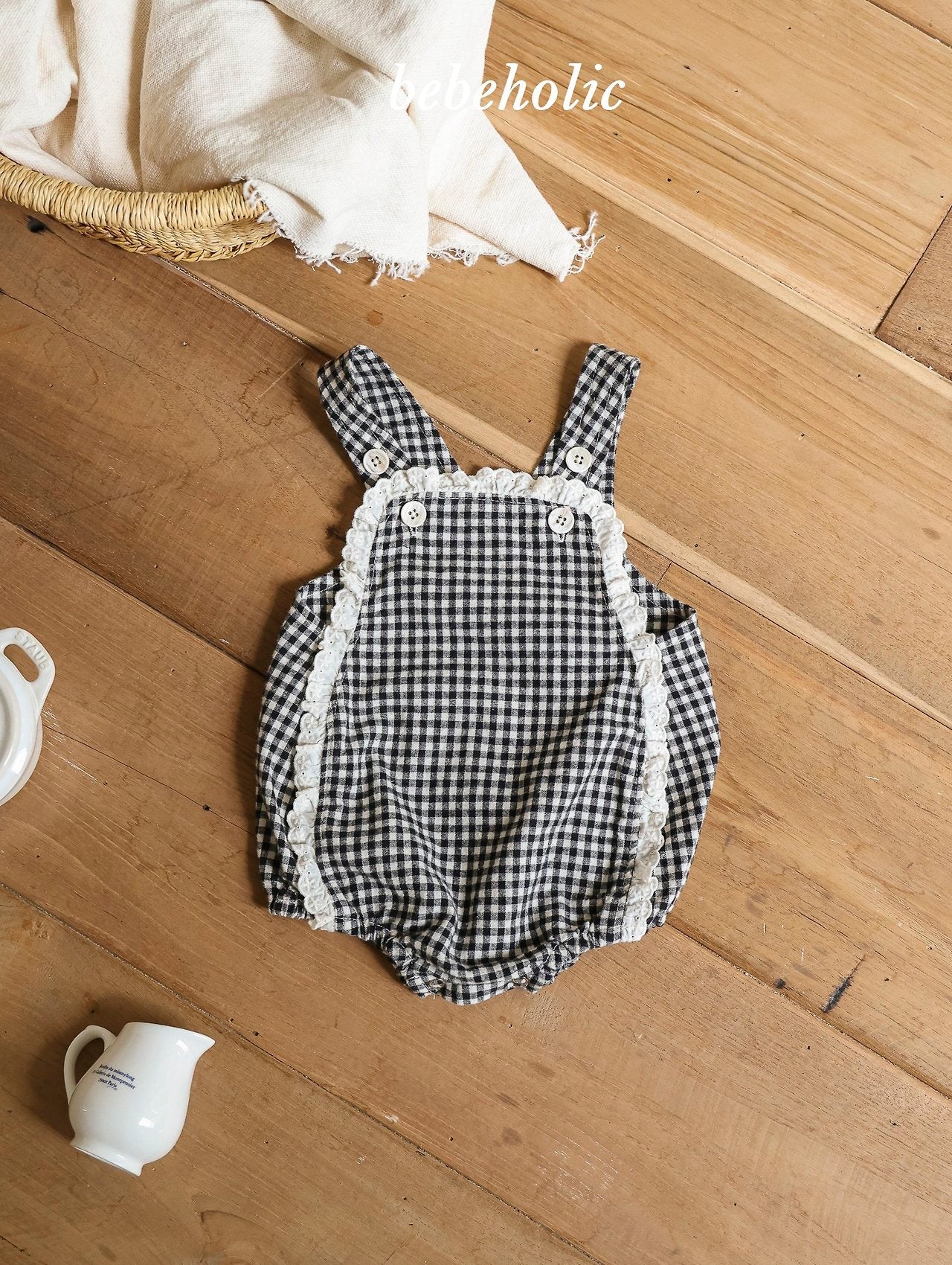 ［bebe holic］Petit lace suspender suit