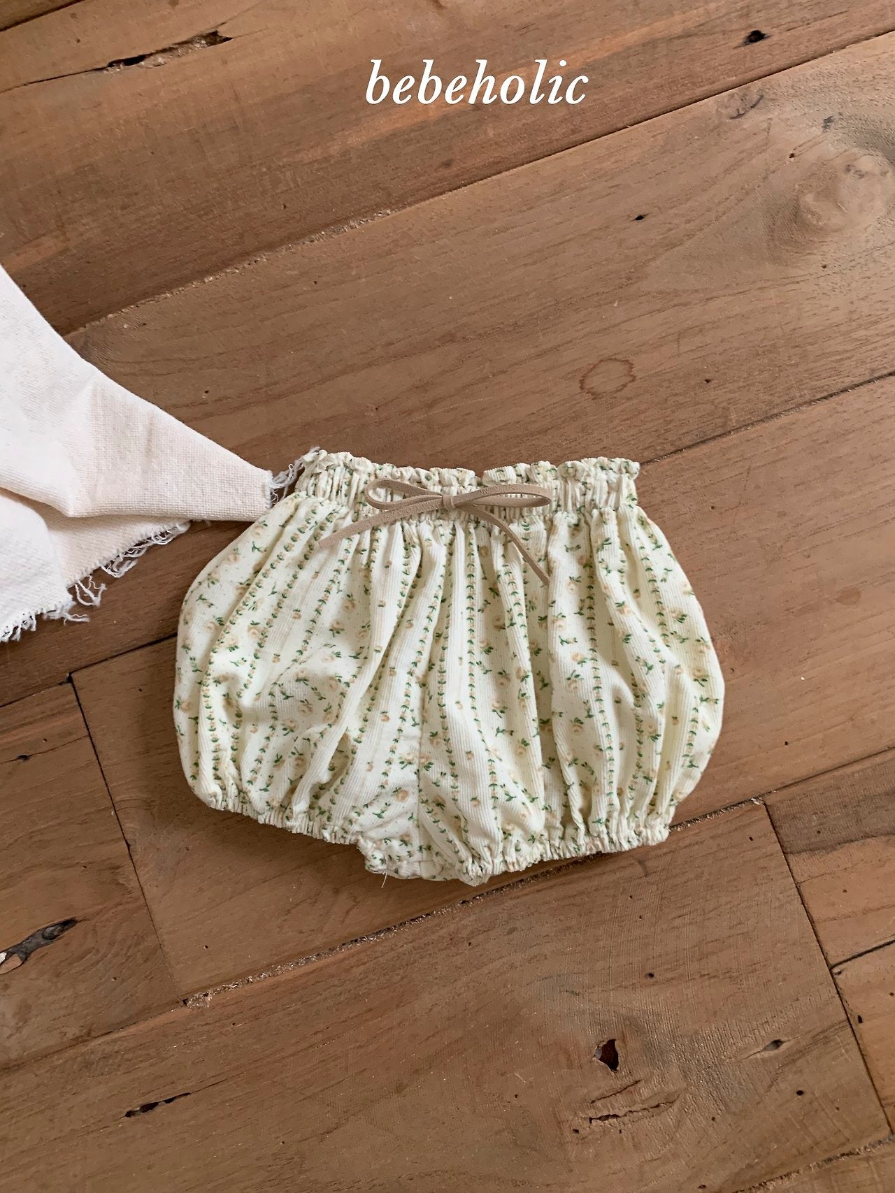 ［bebe holic］Bubble corduroy pants