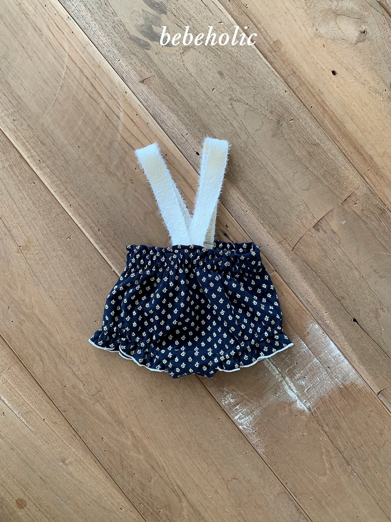 ［bebe holic］Lip suspender bloomer