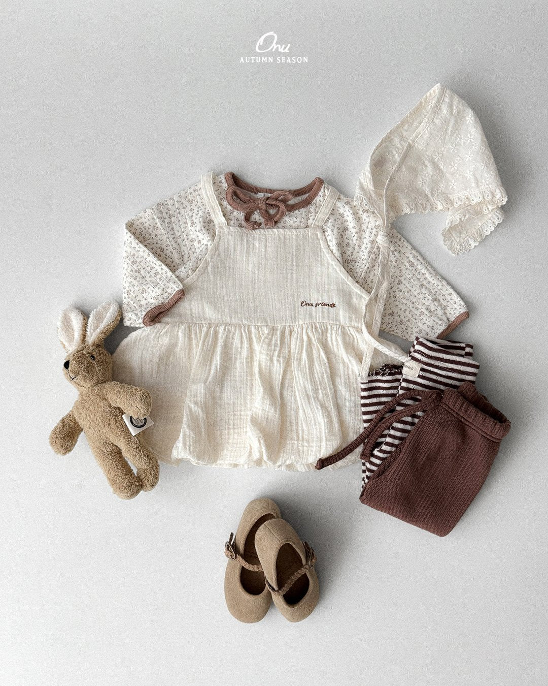［onu］Flower ribbon tee
