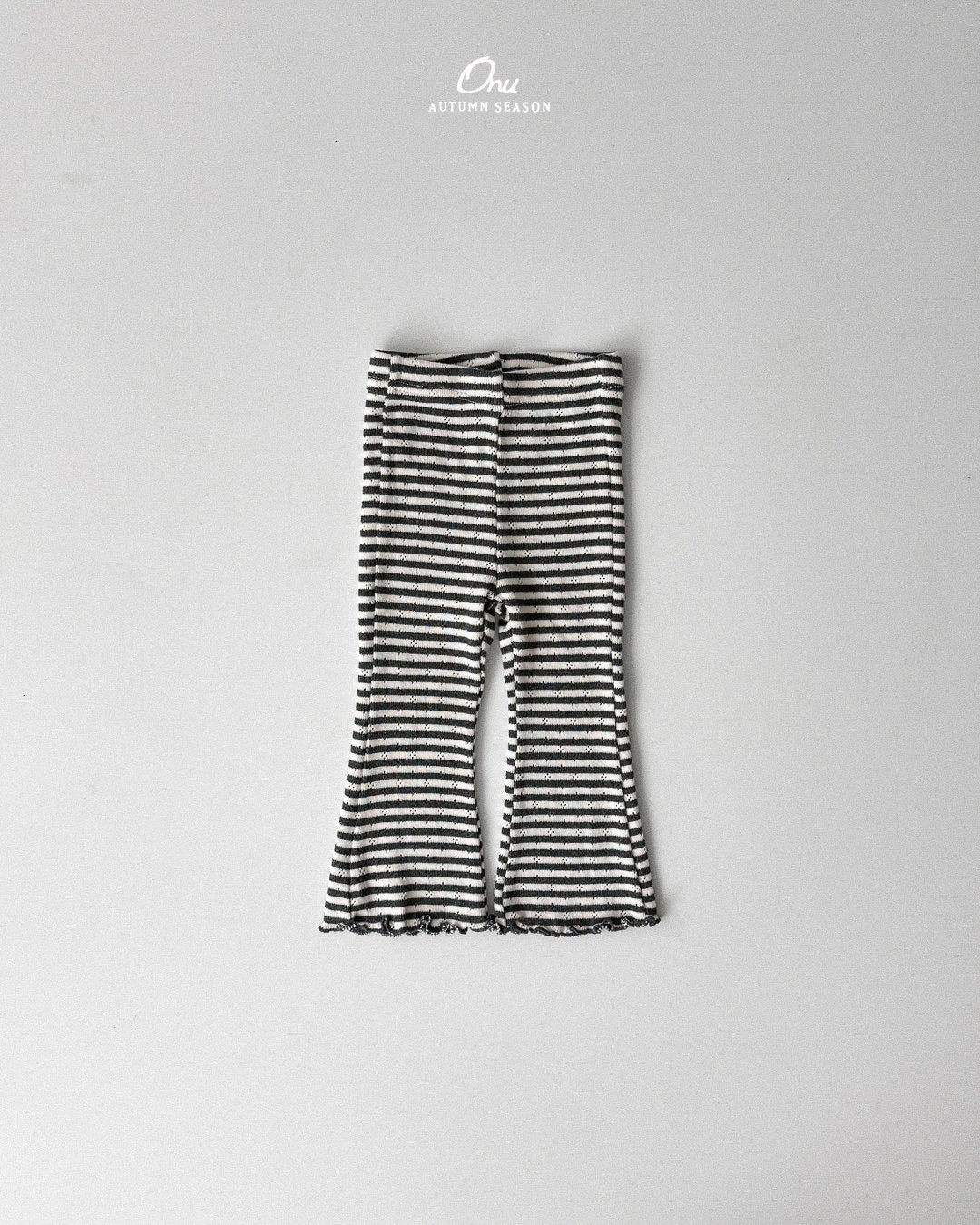 ［onu］Stripe mellow flare pants