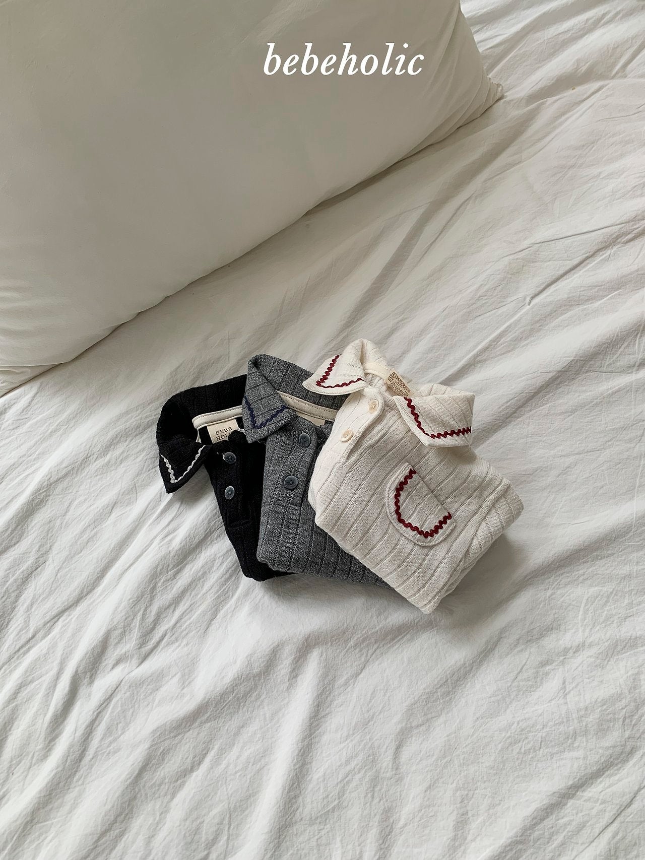 ［bebe holic］Tinny collar pocket tee