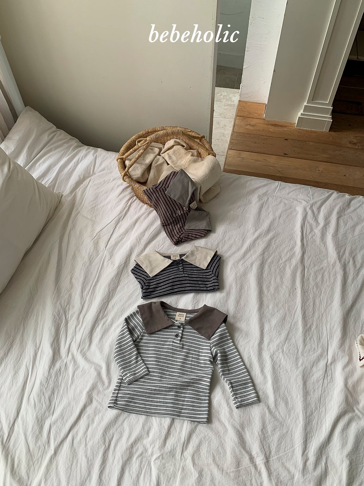 ［bebe holic］Stripe sailor collar tops